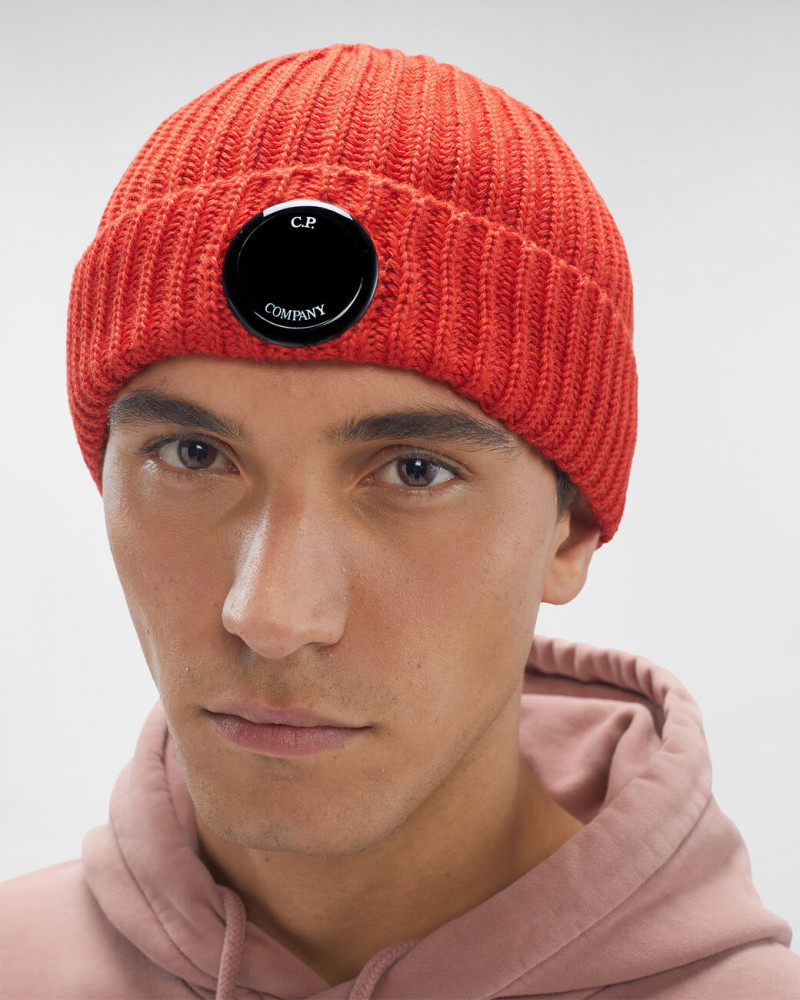 Шапка C.P.Company Extra Fine Merino Wool Beanie Шапка C.P.Company Extra Fine Merino Wool Beanie